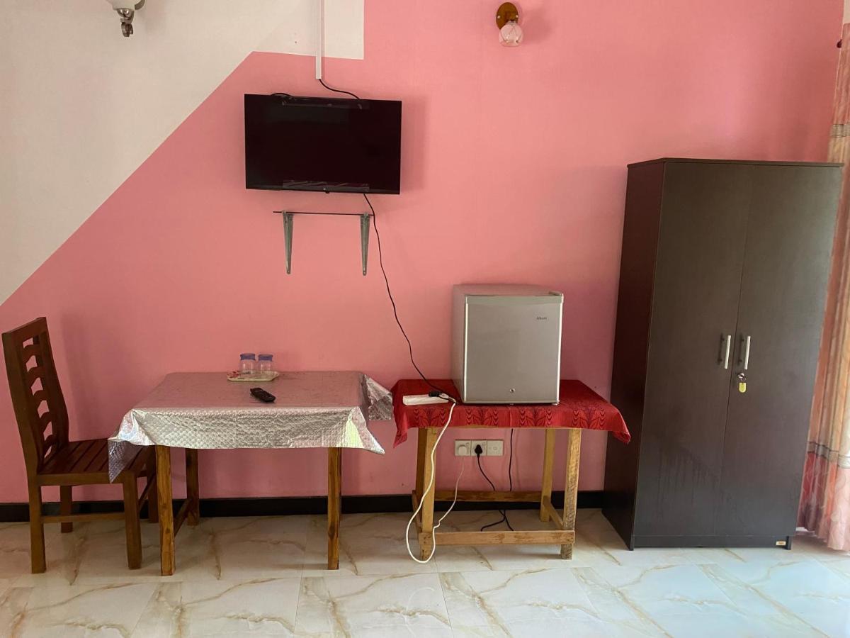 Island Breeze Inn Nilaveli Bagian luar foto
