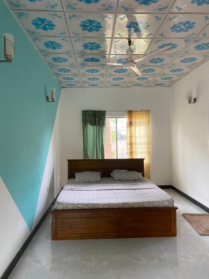 Island Breeze Inn Nilaveli Bagian luar foto