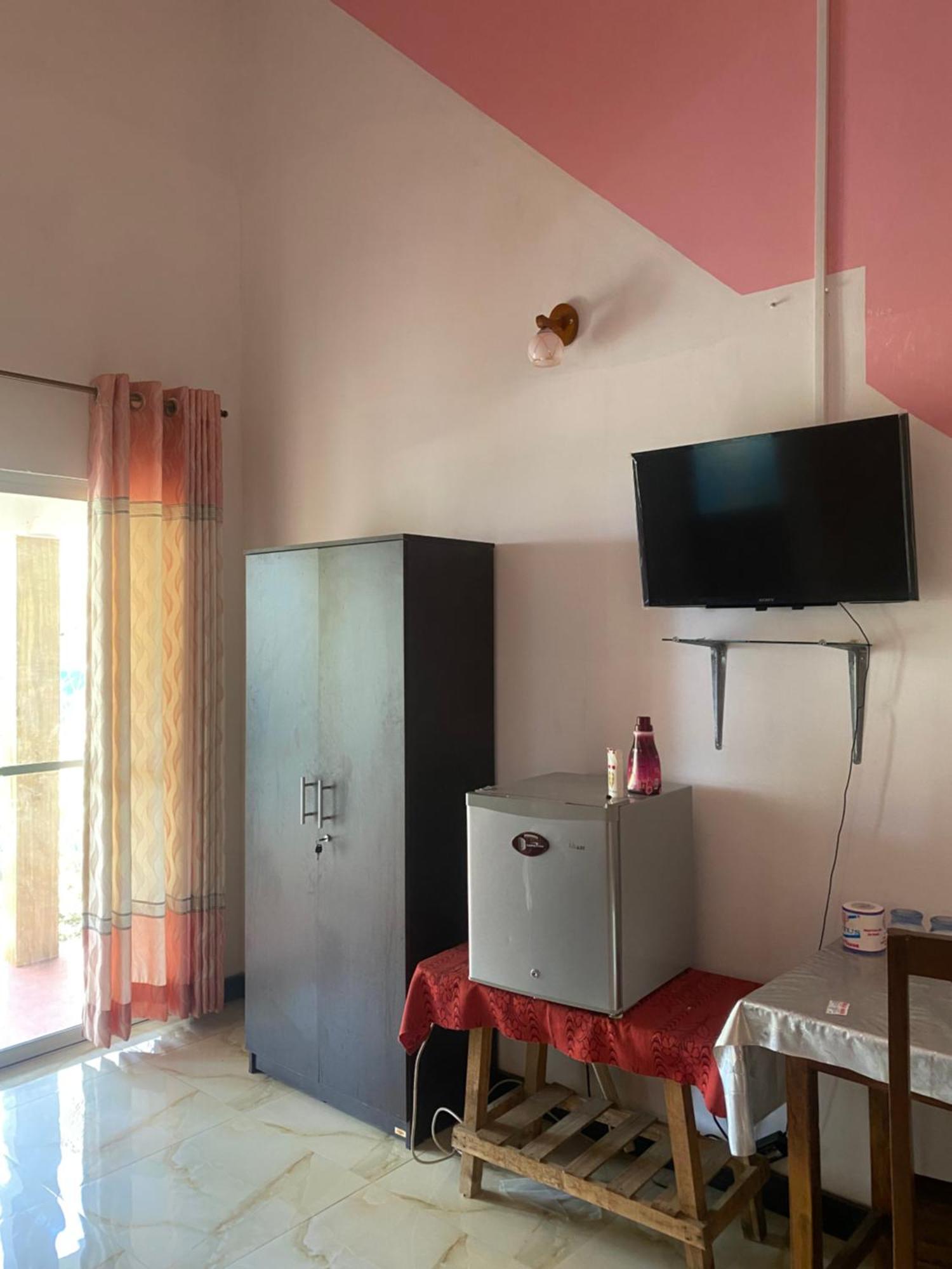 Island Breeze Inn Nilaveli Bagian luar foto